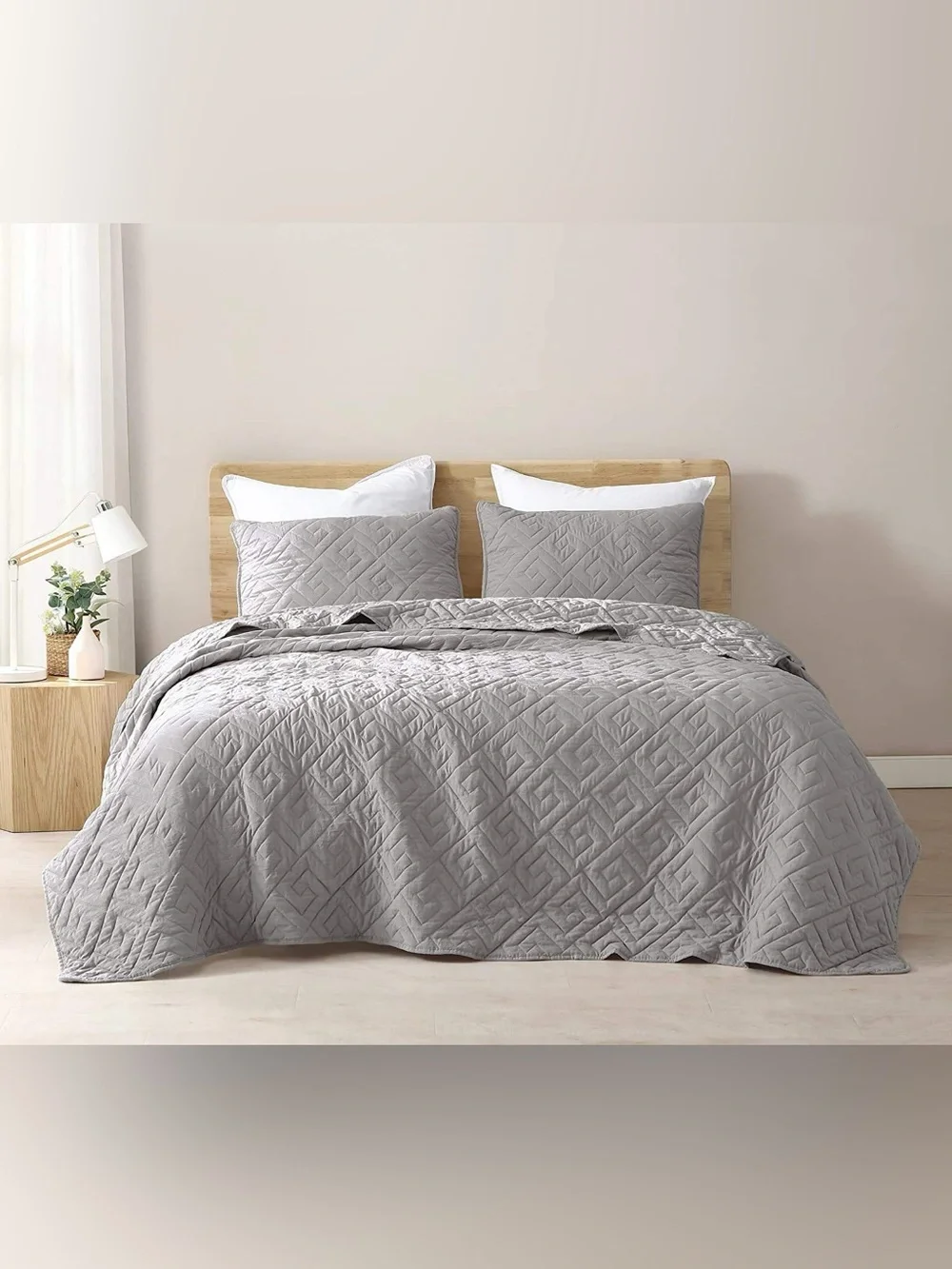 King 3 piece Quilted Bedspread Set in Light Gray - Home Bedding